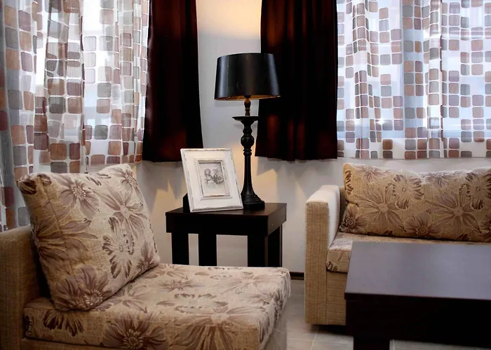 Maria-antoaneta Aparthotel