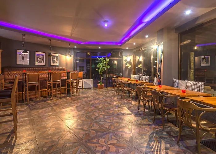 Aparthotel Maria-antoaneta 4*