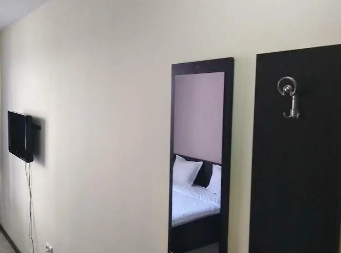 Lägenhetshotell Maria-antoaneta 4*